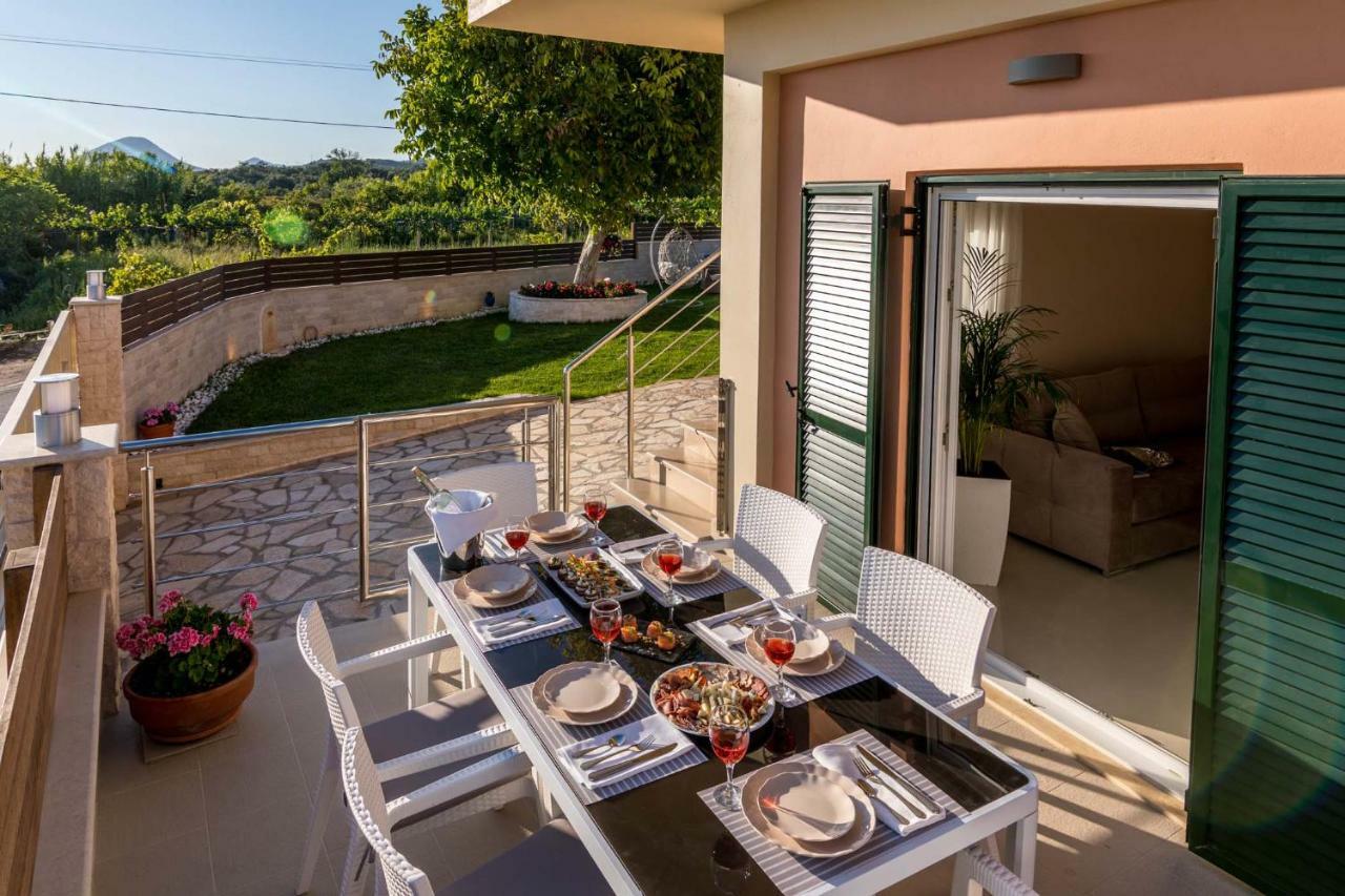 Villa Nissos Linia Exterior photo